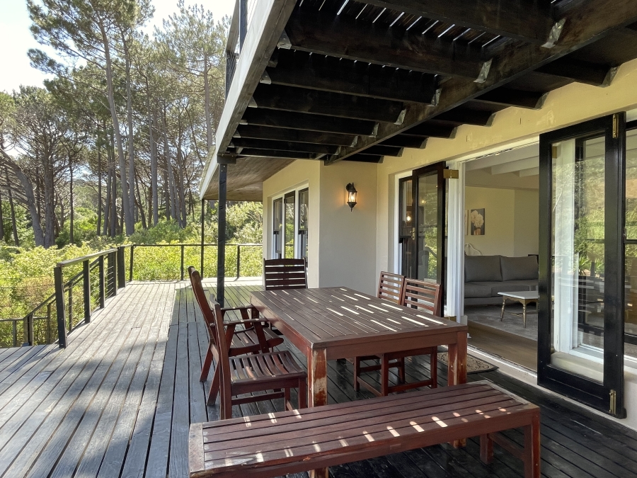 To Let 3 Bedroom Property for Rent in Constantia Nek Estate Western Cape